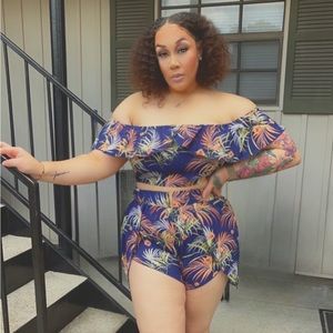 Two piece off the shoulder short set